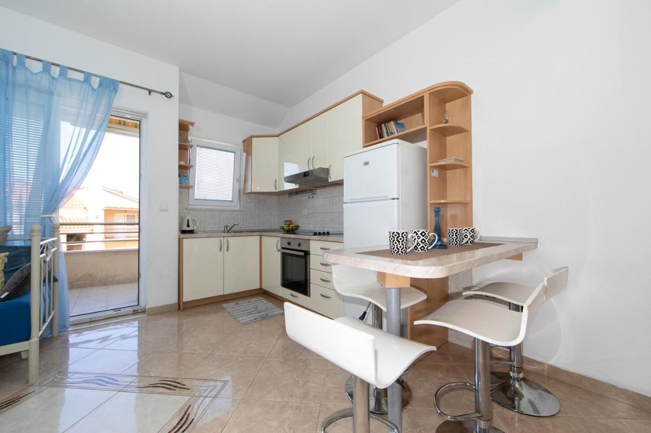 Apartmani Silva Tučepi Екстериор снимка
