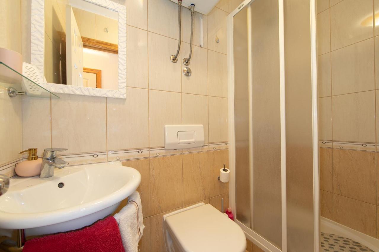Apartmani Silva Tučepi Екстериор снимка